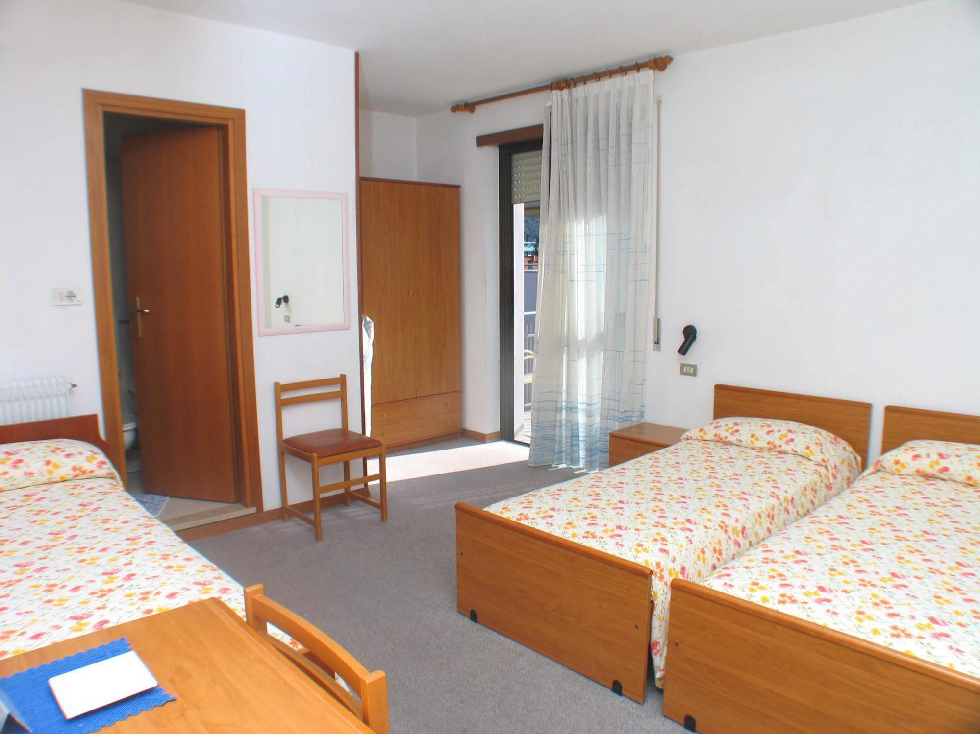 Hotel Villa Al Vento Torbole Sul Garda Eksteriør bilde
