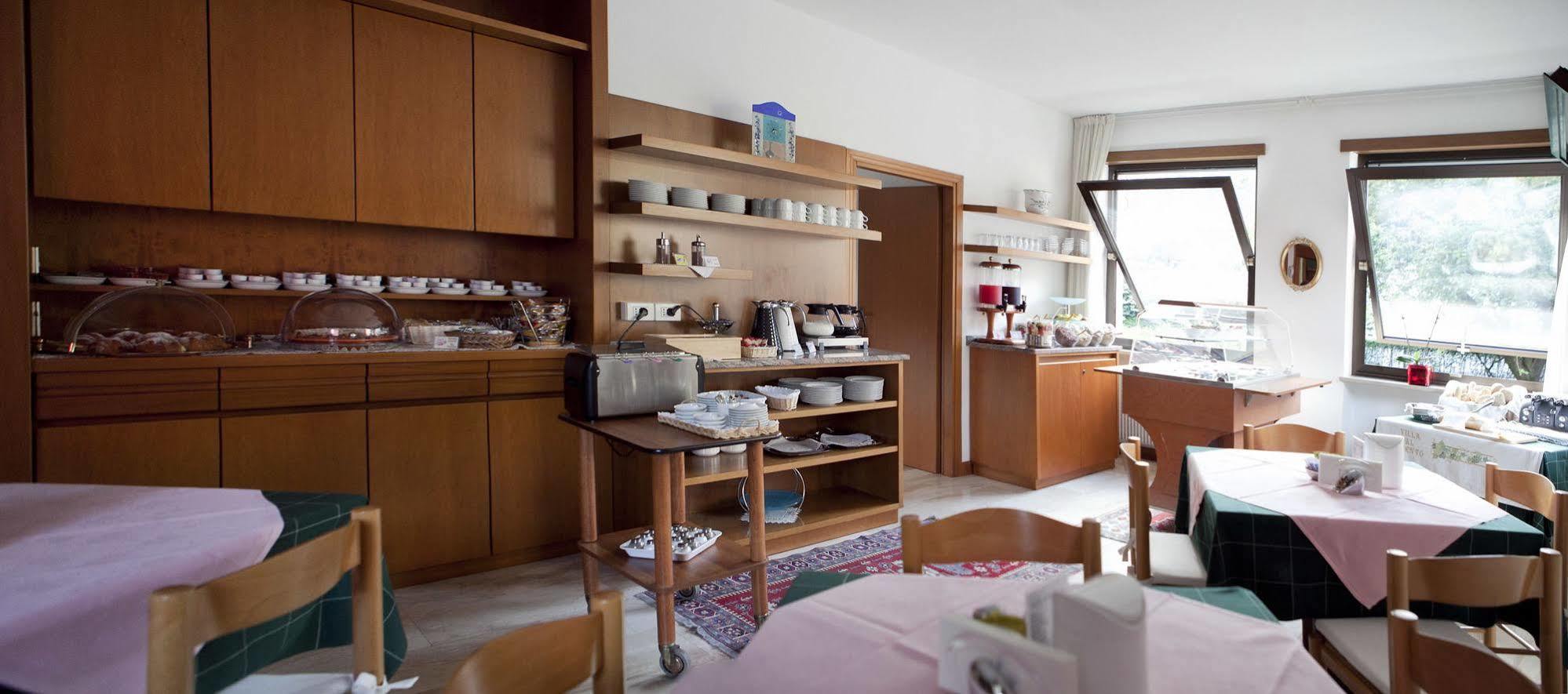 Hotel Villa Al Vento Torbole Sul Garda Eksteriør bilde